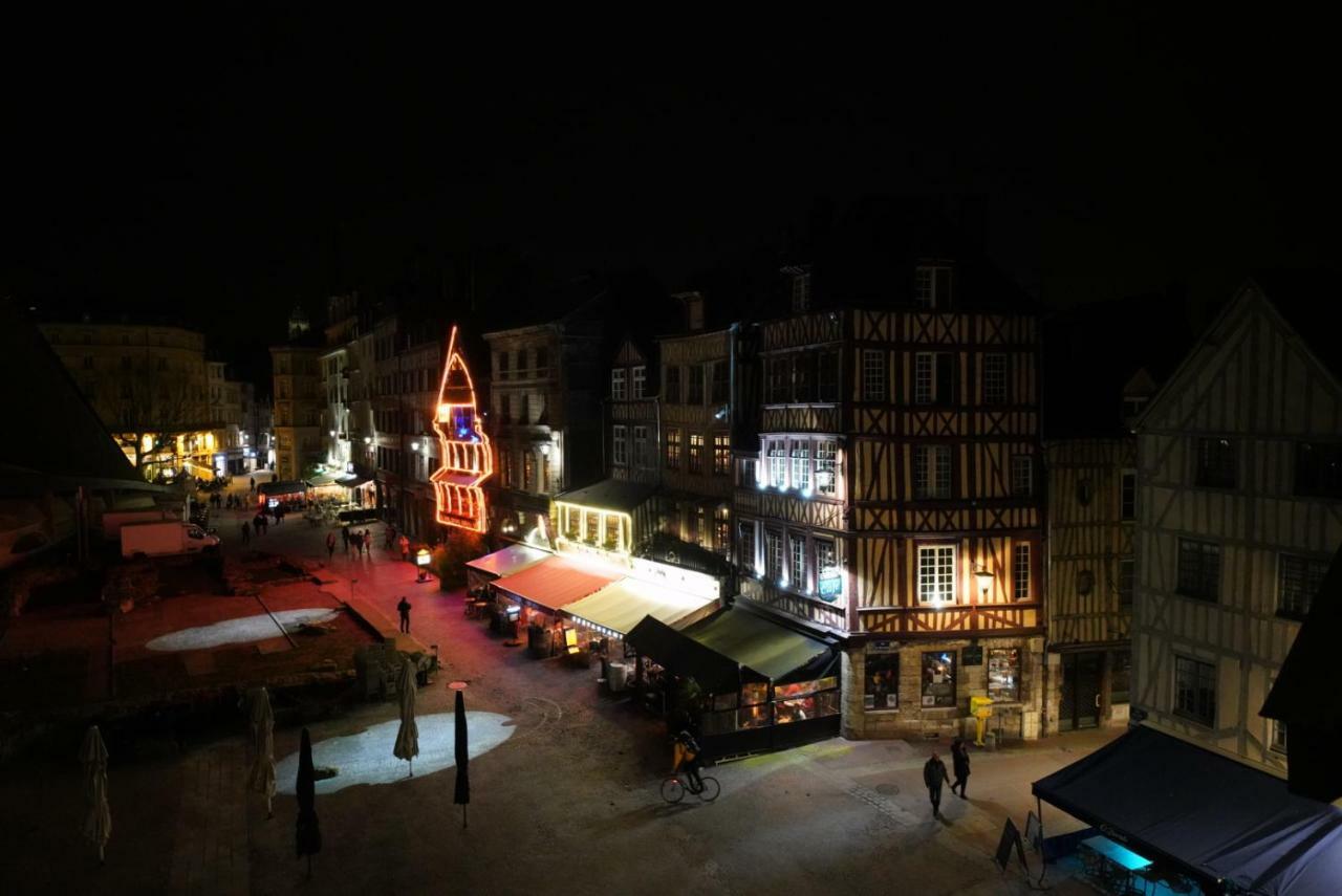 Appartement Place Du Vieux Marche รูออง ภายนอก รูปภาพ